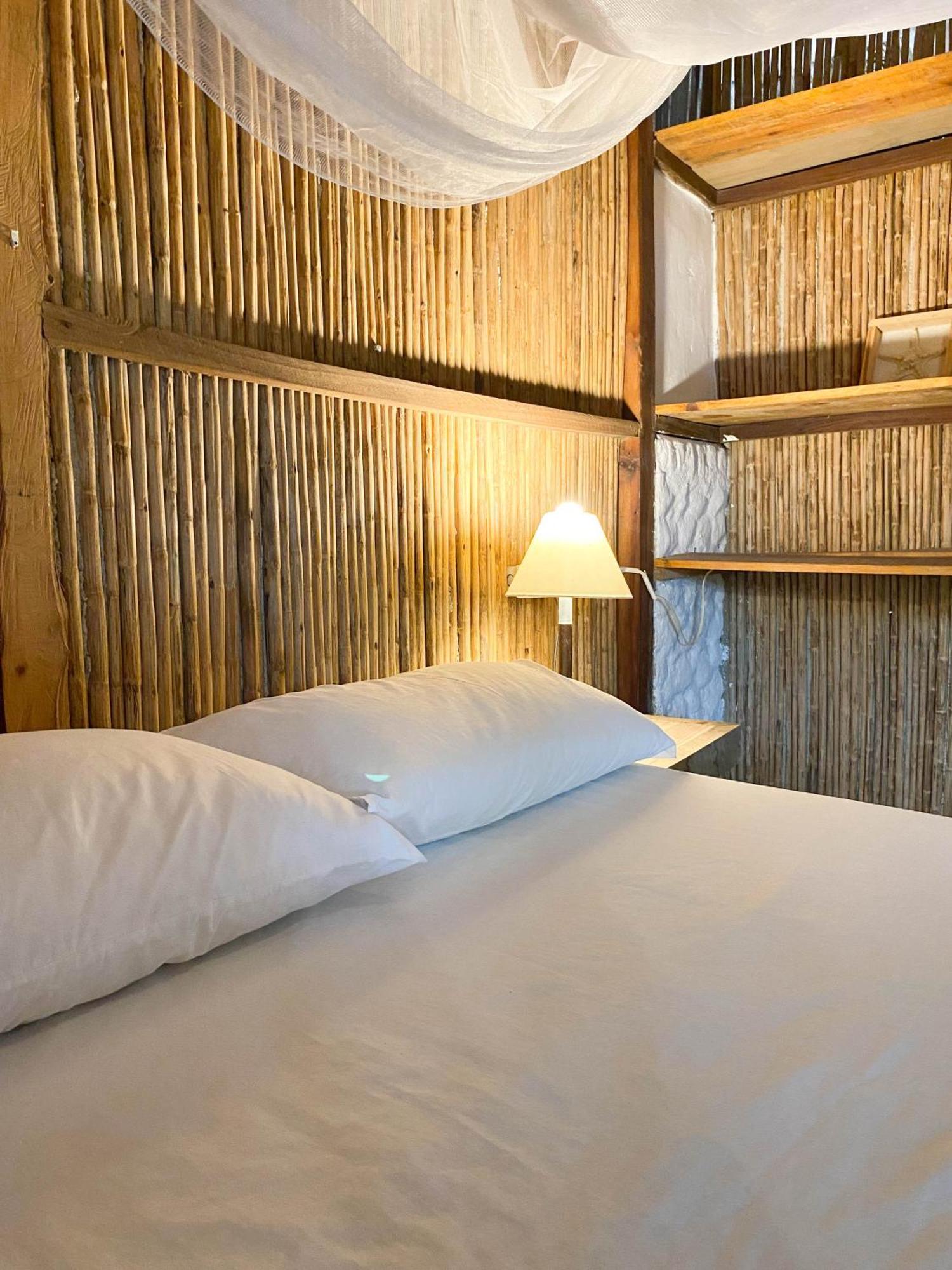 Hostal Zinpar Palomino Exterior photo